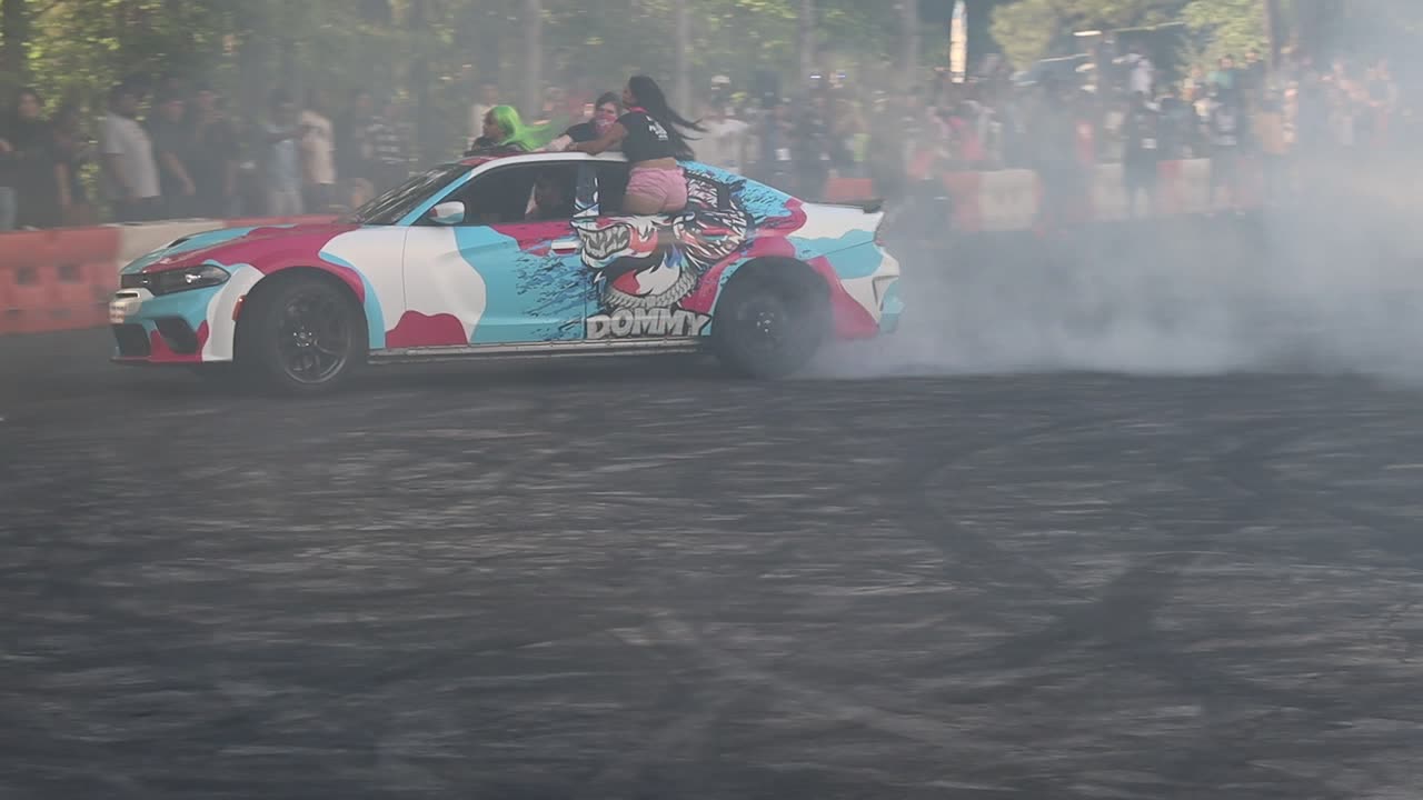 Burnout Bash — Crowd Energy
